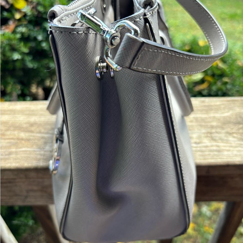 Michael Kors Authentic Taupe Satchel Bag/Shoulder/Crossbody - Picture 5 of 11